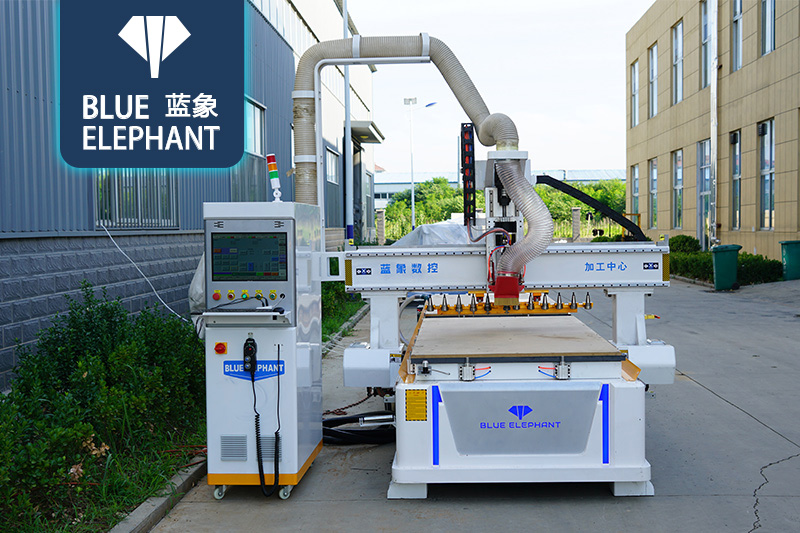 雙工位數(shù)控開(kāi)料機(jī)